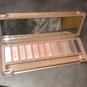 Naked 3 Palette💕